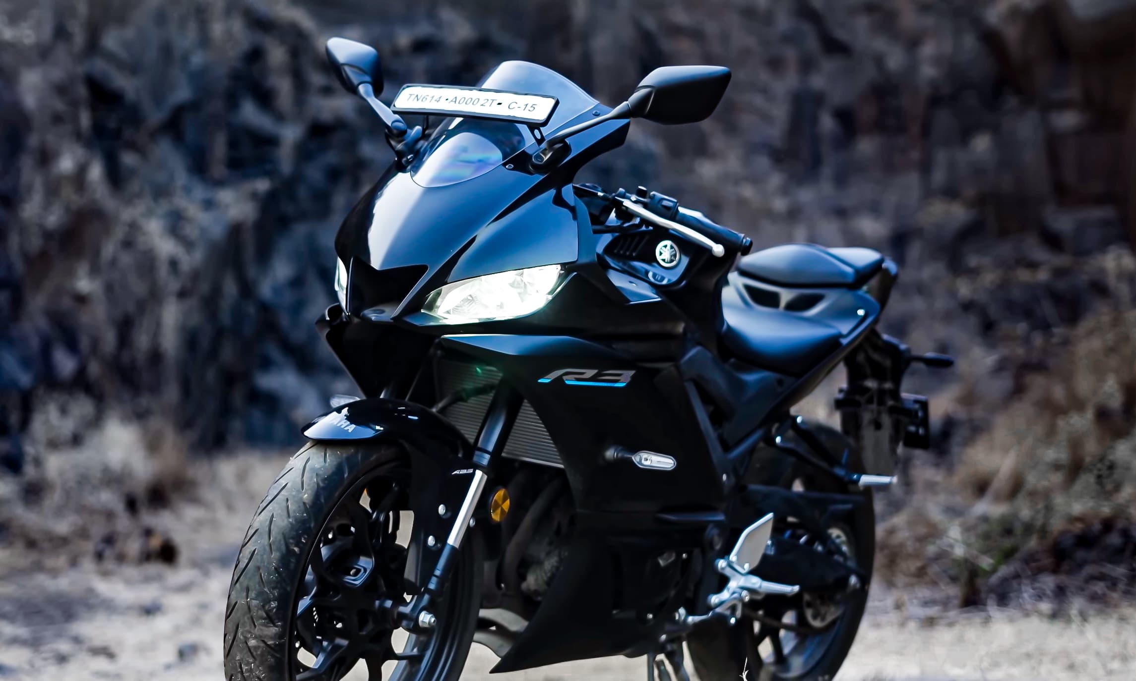 Yamha R3 Black