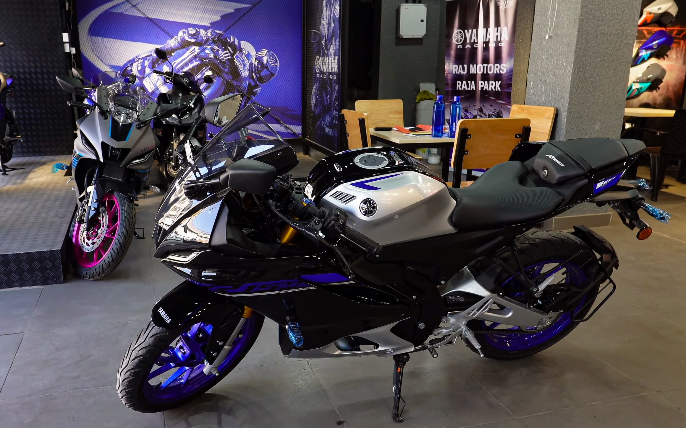 Yamaha YZF R15M 2025